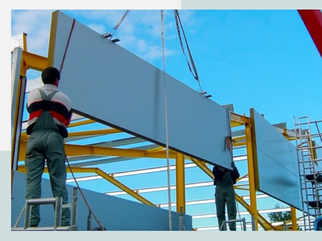 Монтаж сэндвич-панелей в Астрахани от 617 руб.